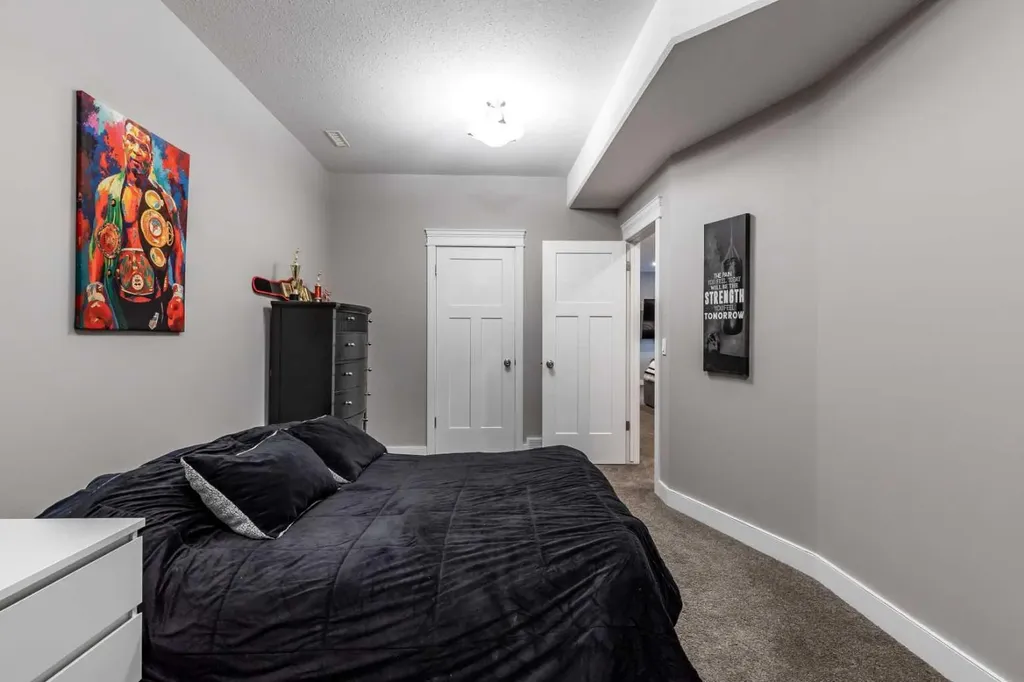 936 Maskell Place SE Redcliff AB T0J 2P0