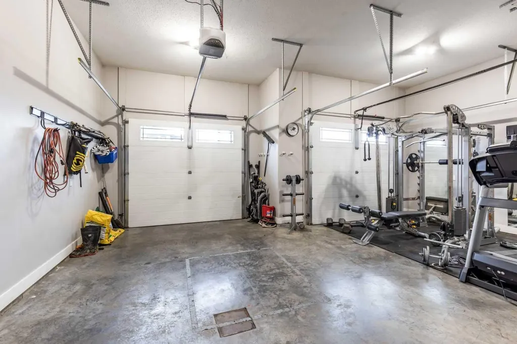 936 Maskell Place SE Redcliff AB T0J 2P0