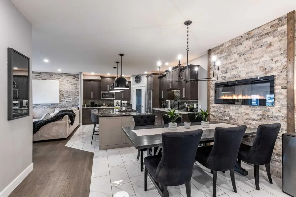 936 Maskell Place SE Redcliff AB T0J 2P0