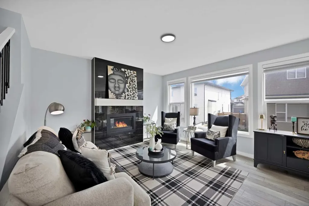 211 Dawson Harbour Court Chestermere AB T1X 1Z6