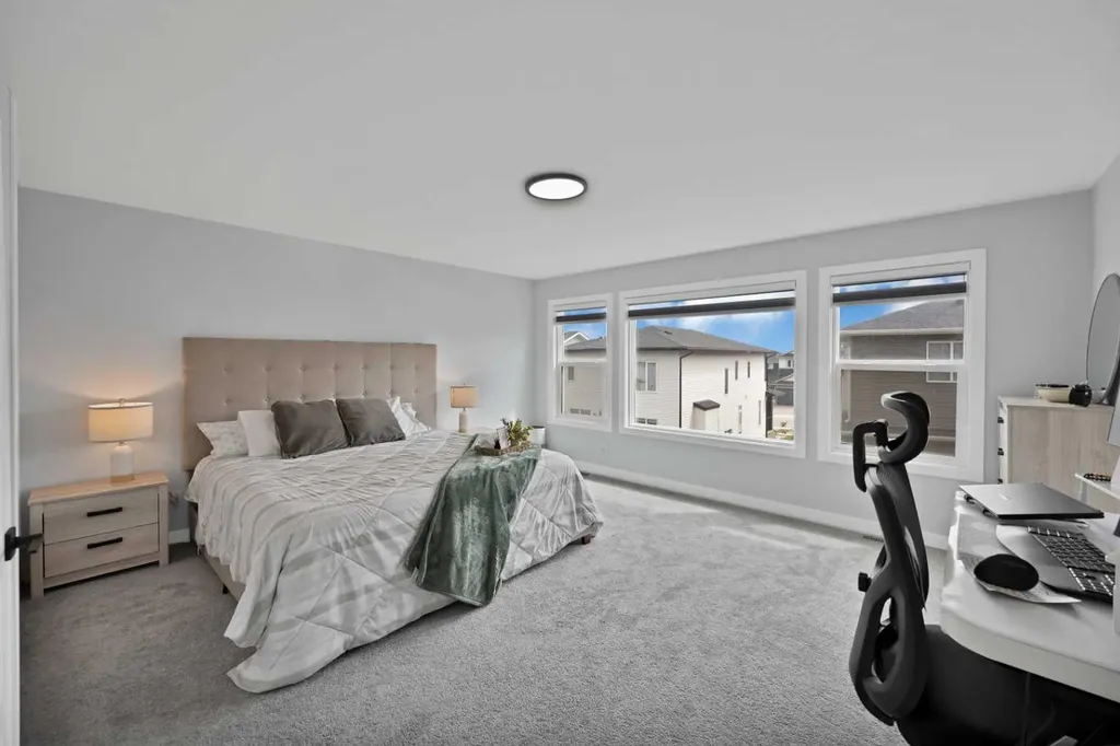 211 Dawson Harbour Court Chestermere AB T1X 1Z6