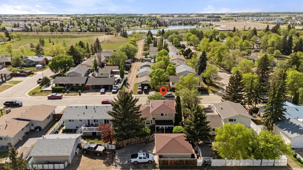 4311 66 Street Camrose AB T4V3L5