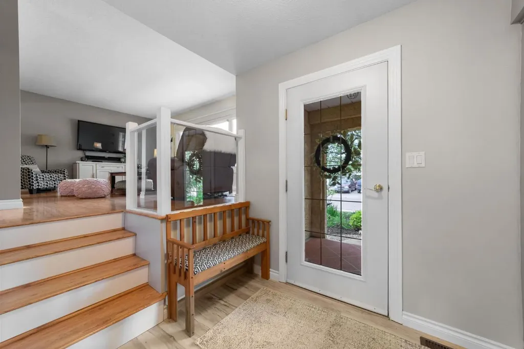 4311 66 Street Camrose AB T4V3L5