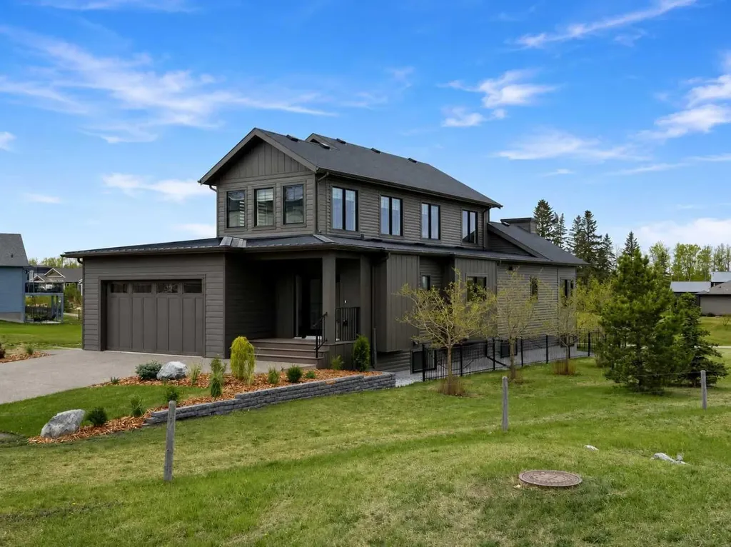 22 Sunberry Place Sylvan Lake AB T4S 0S7