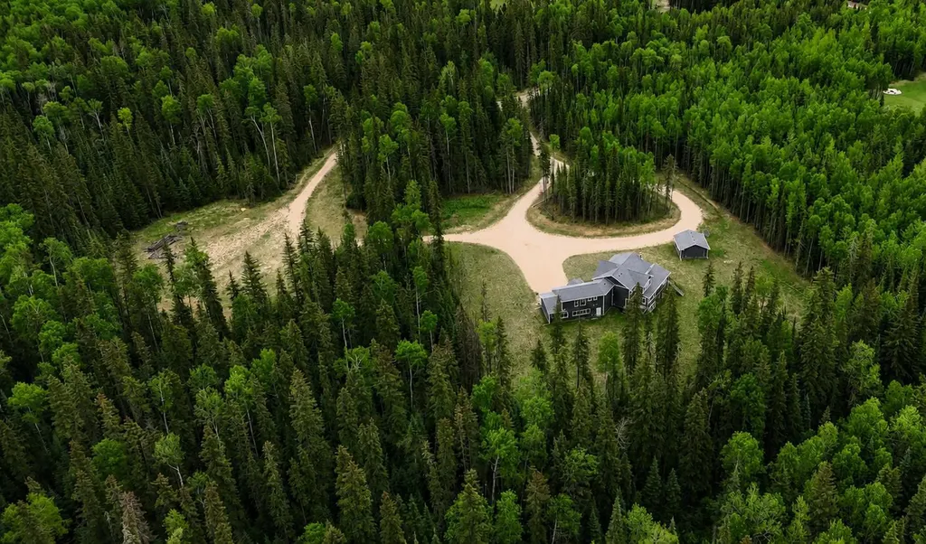 17312B Township Road 535 Rural Yellowhead County AB T7E 3J8