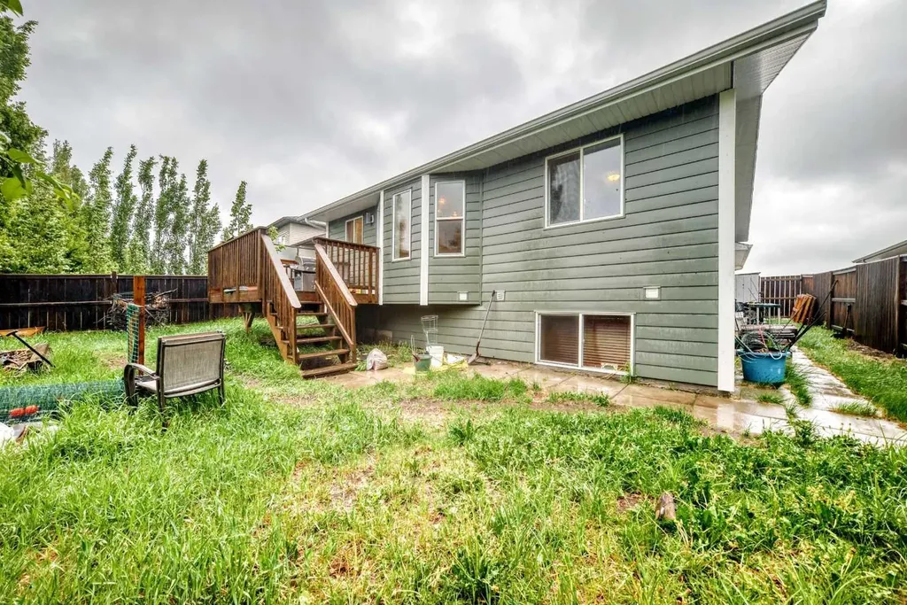 76 Hillview Drive Strathmore AB T1P 1S6