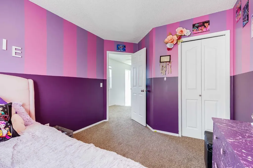 143 Silver Springs Way NW Airdrie AB T4B 2V4