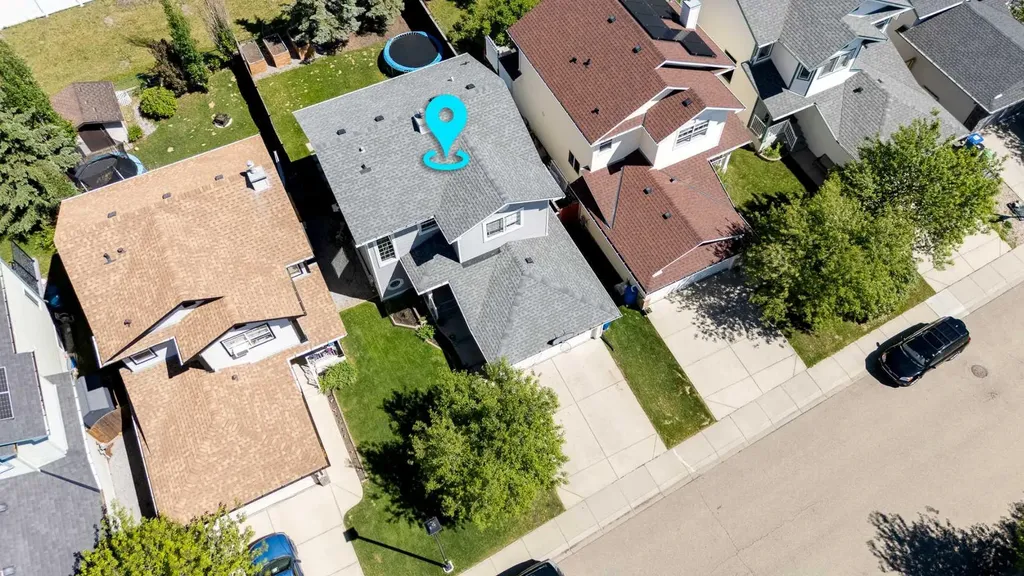 143 Silver Springs Way NW Airdrie AB T4B 2V4
