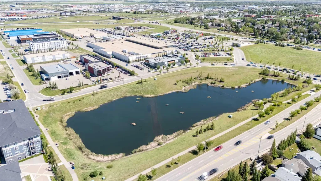 143 Silver Springs Way NW Airdrie AB T4B 2V4