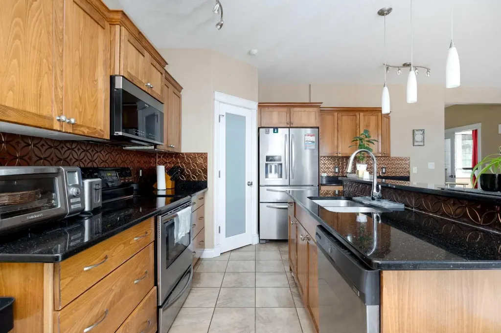 187 Rattlepan Creek Crescent Fort Mcmurray AB T9K 2V5
