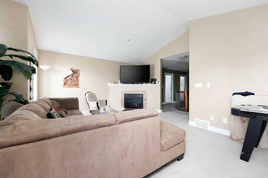 187 Rattlepan Creek Crescent Fort Mcmurray AB T9K 2V5