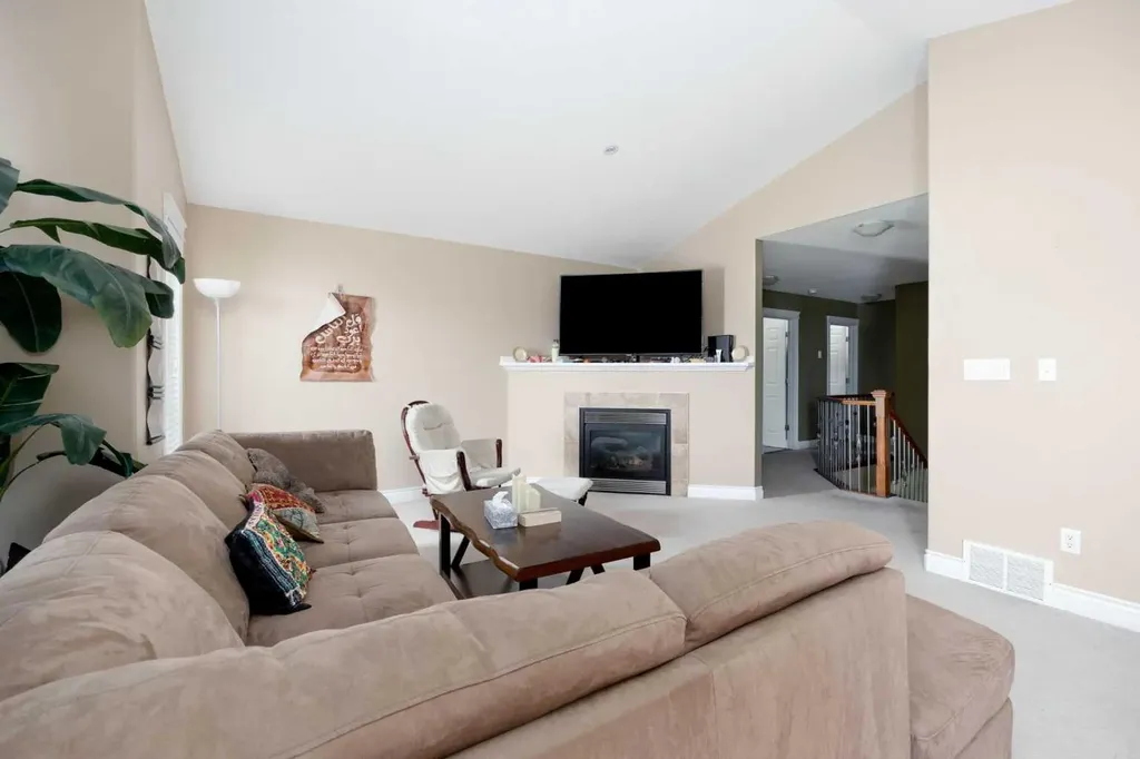 187 Rattlepan Creek Crescent Fort Mcmurray AB T9K 2V5