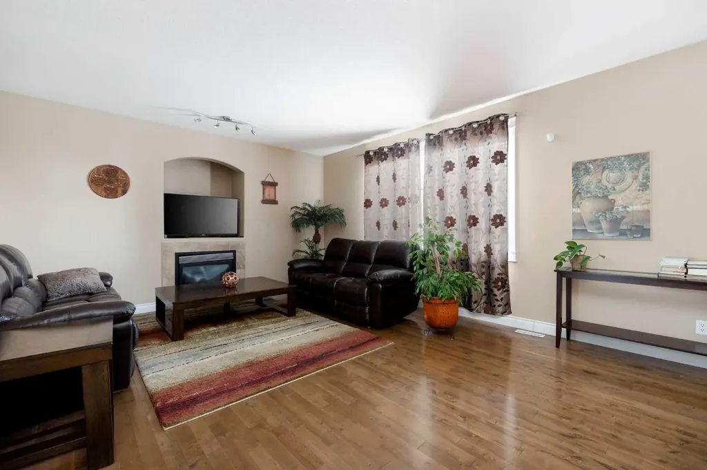 187 Rattlepan Creek Crescent Fort Mcmurray AB T9K 2V5