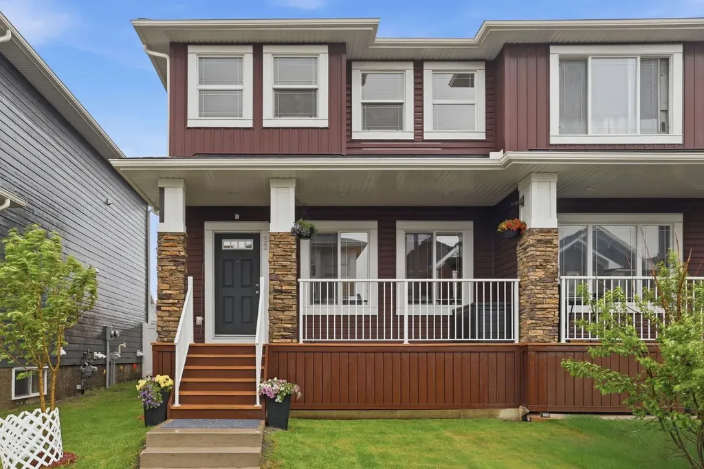 33 Redstone Common NE Calgary AB T3N 0K3