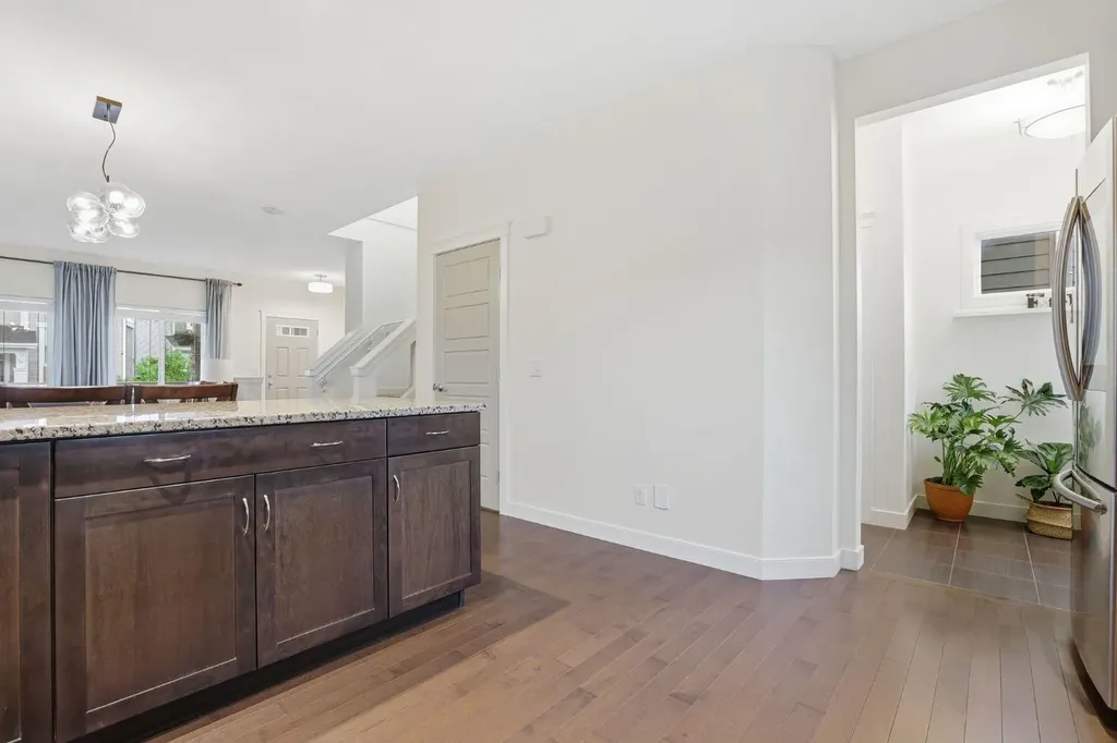33 Redstone Common NE Calgary AB T3N 0K3