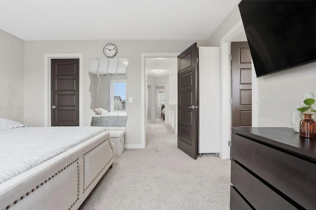33 Redstone Common NE Calgary AB T3N 0K3