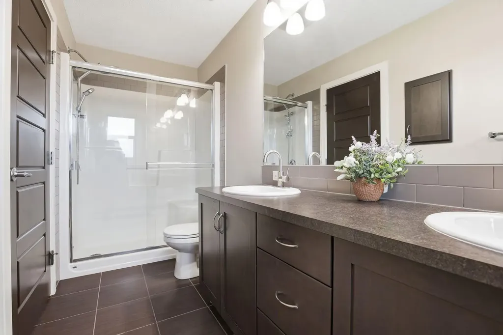 33 Redstone Common NE Calgary AB T3N 0K3