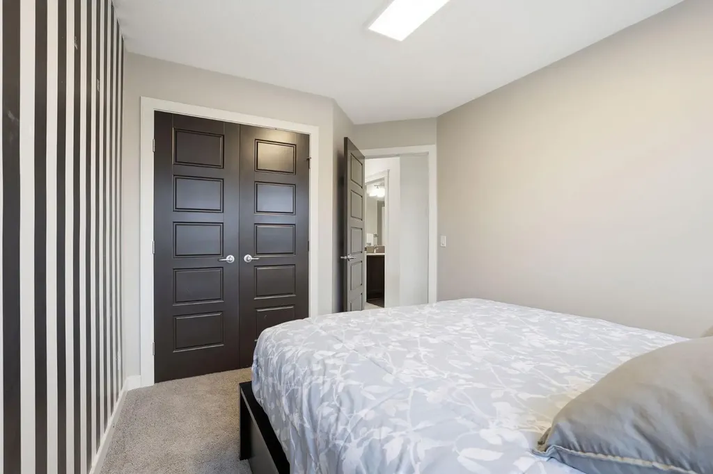 33 Redstone Common NE Calgary AB T3N 0K3
