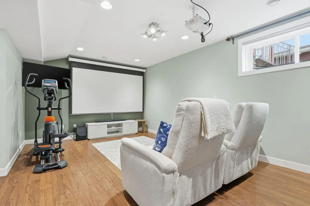 33 Redstone Common NE Calgary AB T3N 0K3