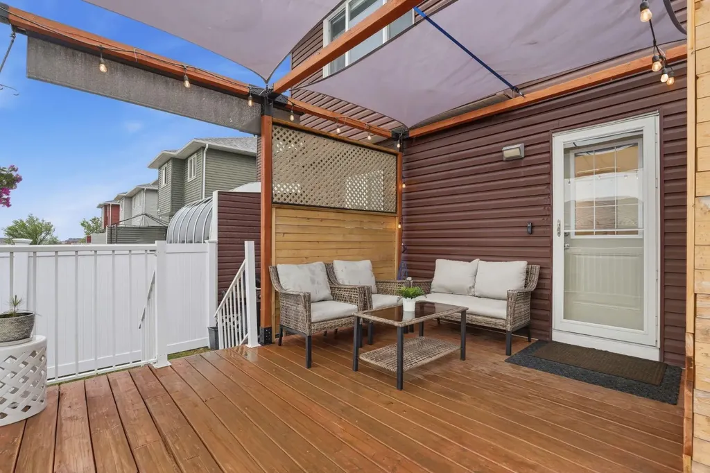 33 Redstone Common NE Calgary AB T3N 0K3