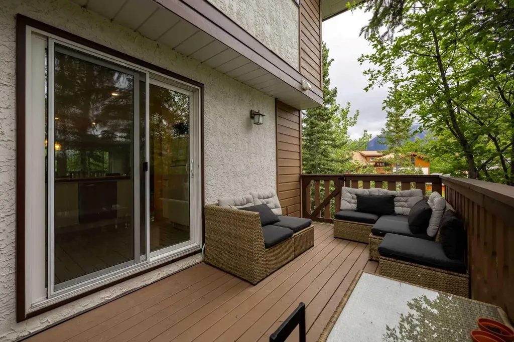 1061 Evergreen Circle Canmore AB T1W 2R2