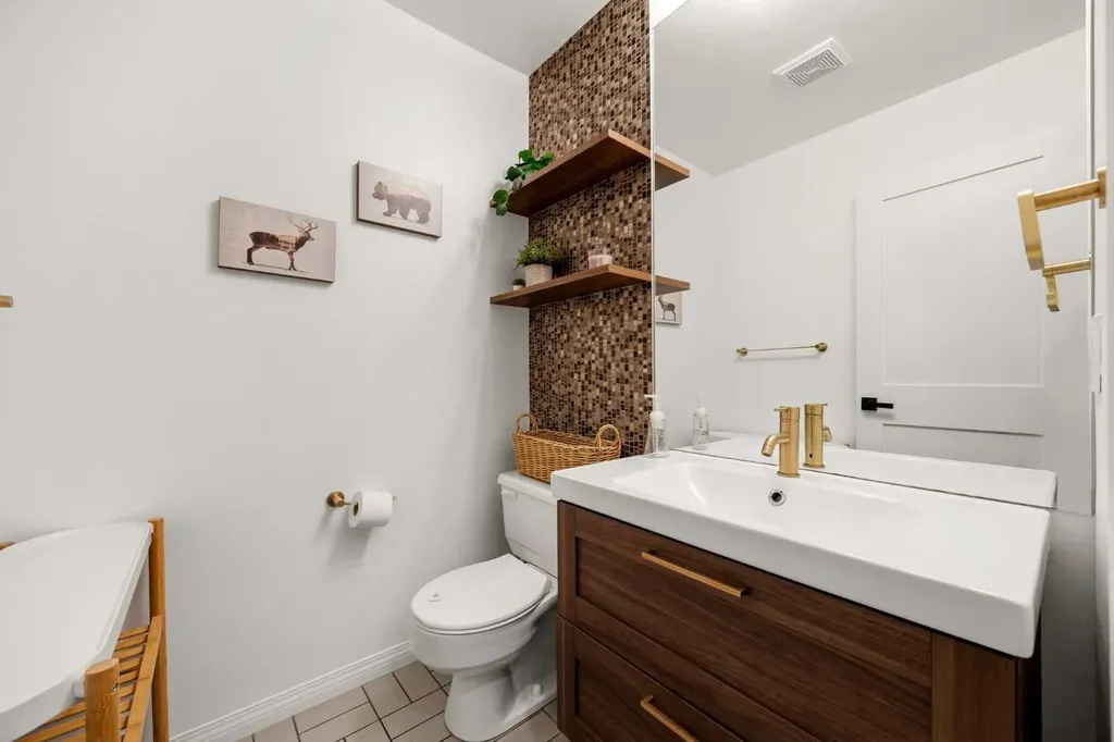 1061 Evergreen Circle Canmore AB T1W 2R2