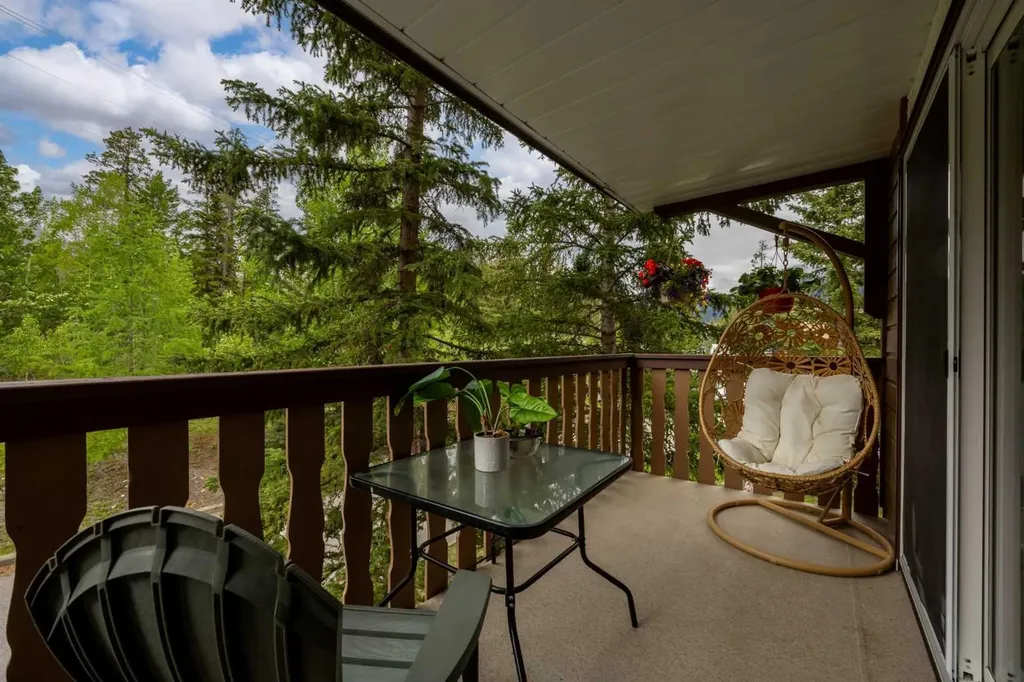 1061 Evergreen Circle Canmore AB T1W 2R2