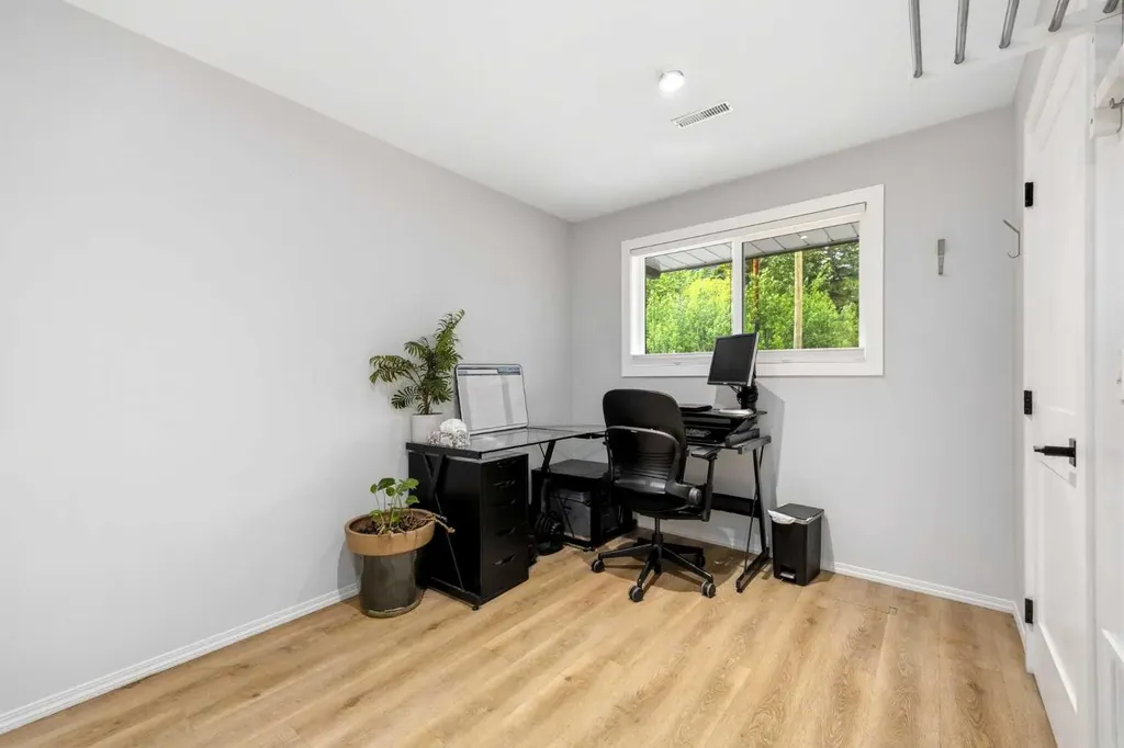 1061 Evergreen Circle Canmore AB T1W 2R2