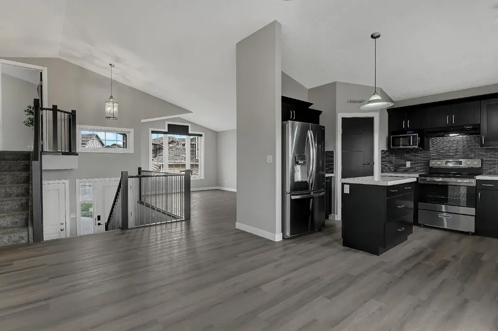 10201 124 A Avenue Grande Prairie AB T8V 6J2