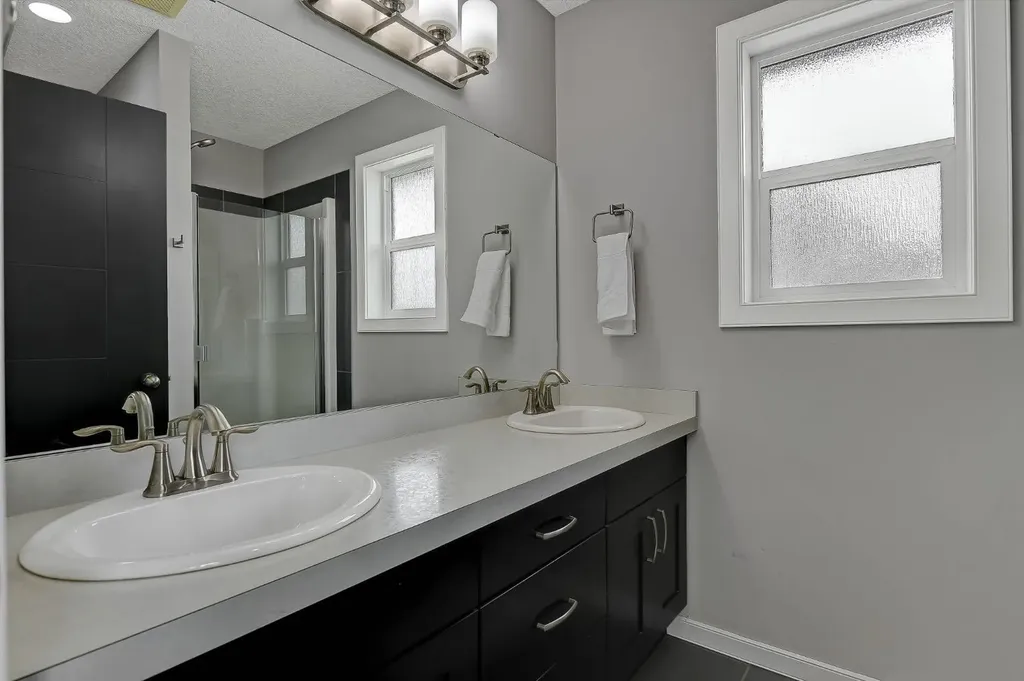 10201 124 A Avenue Grande Prairie AB T8V 6J2