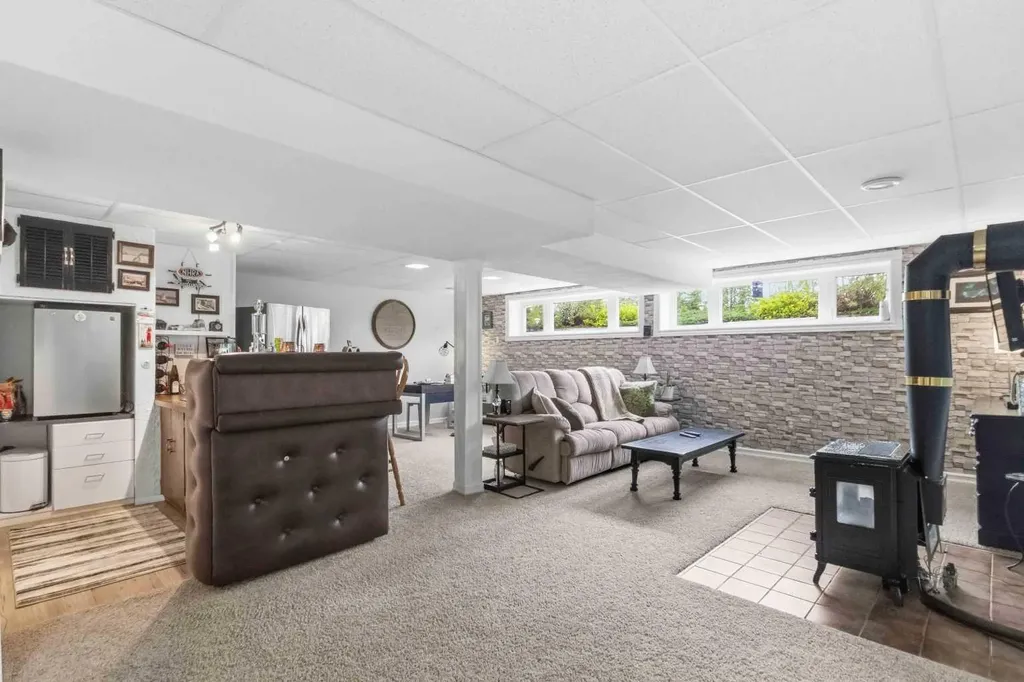 441 Signal Road Fort Mcmurray AB T9H 3W6