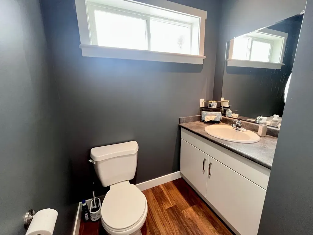 214 Mcardell Drive Hinton AB T7V 0A9