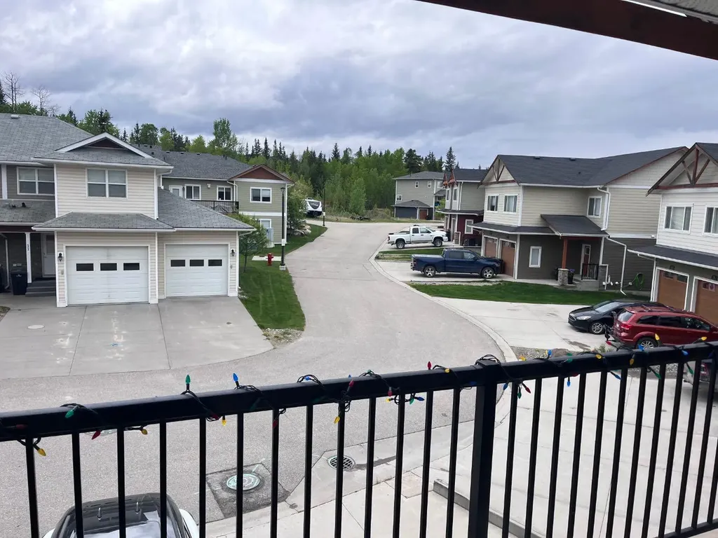 214 Mcardell Drive Hinton AB T7V 0A9