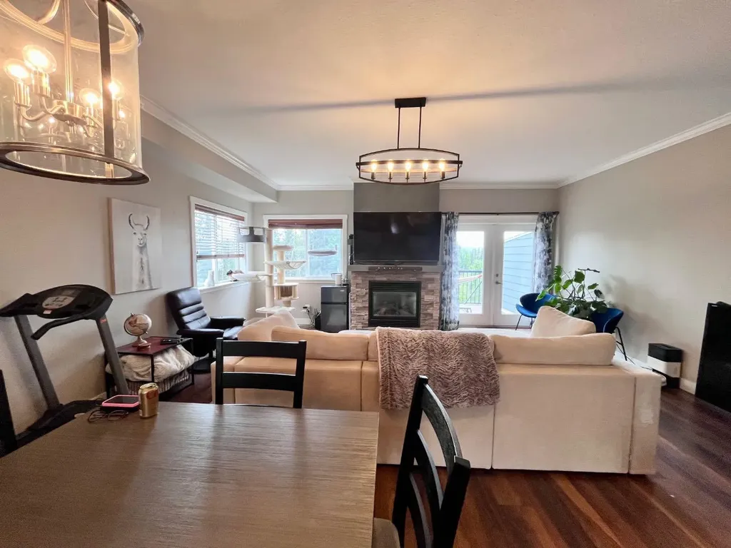 214 Mcardell Drive Hinton AB T7V 0A9