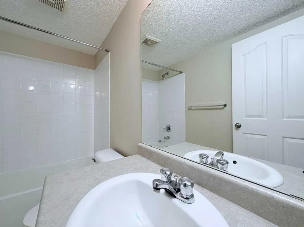 8 Bridlecrest Drive SW Calgary AB T2Y0H7