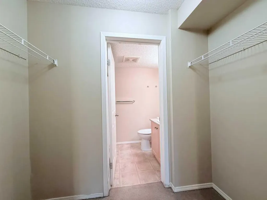 8 Bridlecrest Drive SW Calgary AB T2Y0H7