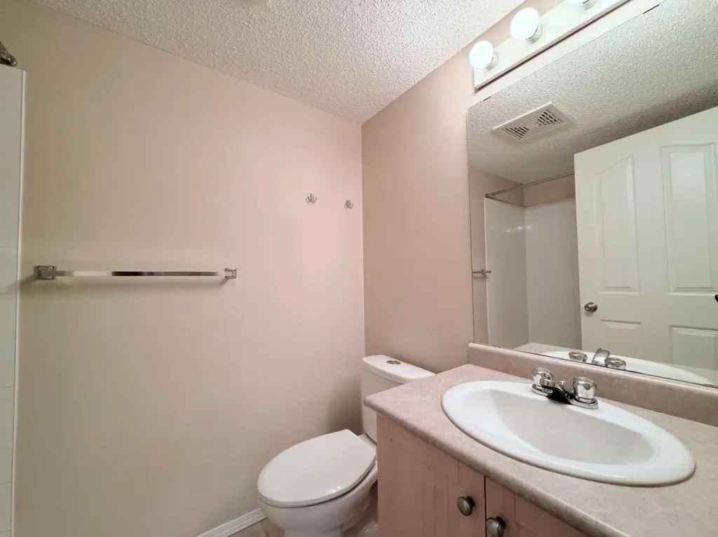 8 Bridlecrest Drive SW Calgary AB T2Y0H7