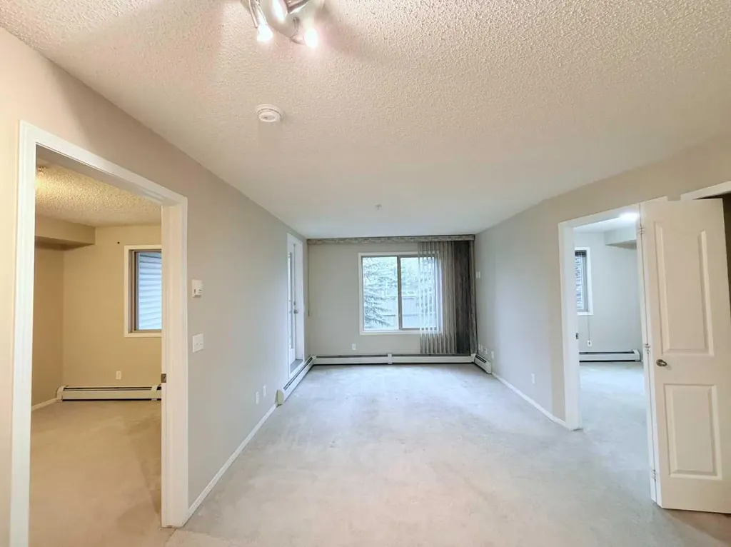 8 Bridlecrest Drive SW Calgary AB T2Y0H7