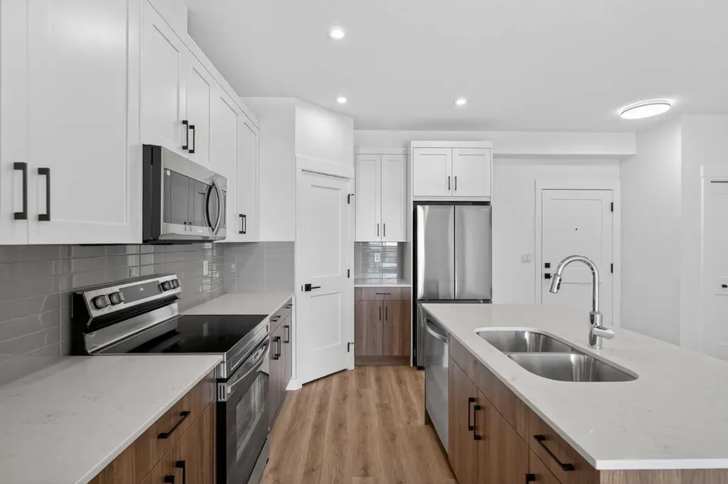 1802 Mahogany Boulevard SE Calgary AB T3M 4A5