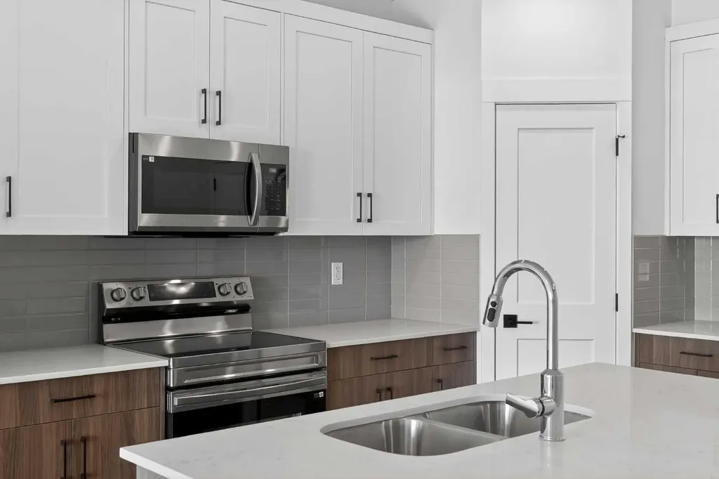 1802 Mahogany Boulevard SE Calgary AB T3M 4A5