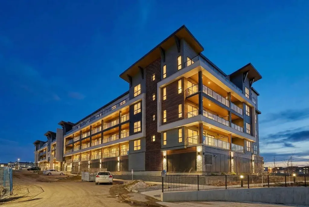 1802 Mahogany Boulevard SE Calgary AB T3M 4A5