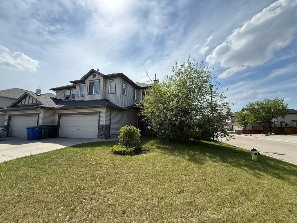 217 West Creek Circle Chestermere AB T1X 1R6