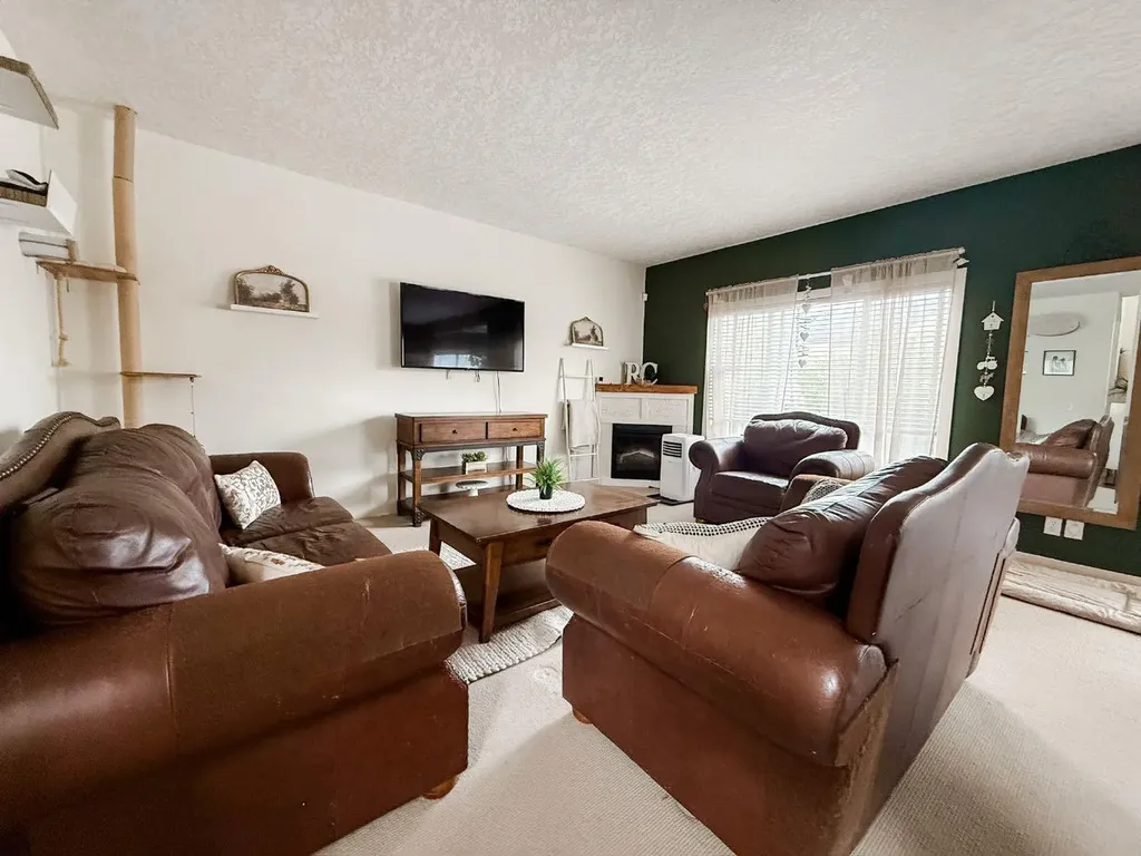 217 West Creek Circle Chestermere AB T1X 1R6