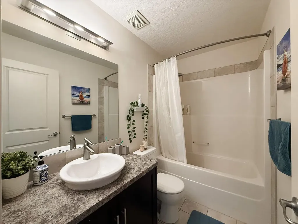 217 West Creek Circle Chestermere AB T1X 1R6