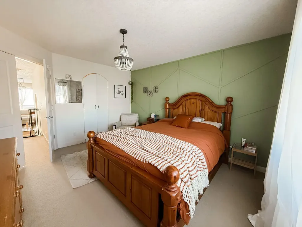 217 West Creek Circle Chestermere AB T1X 1R6