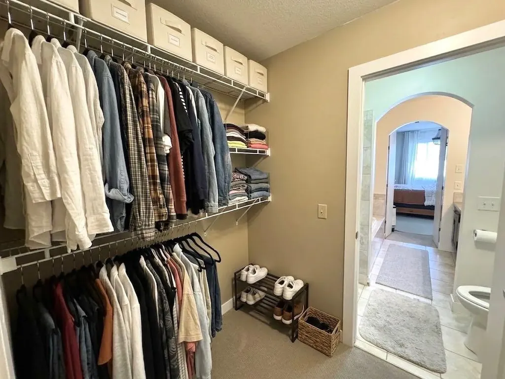 217 West Creek Circle Chestermere AB T1X 1R6