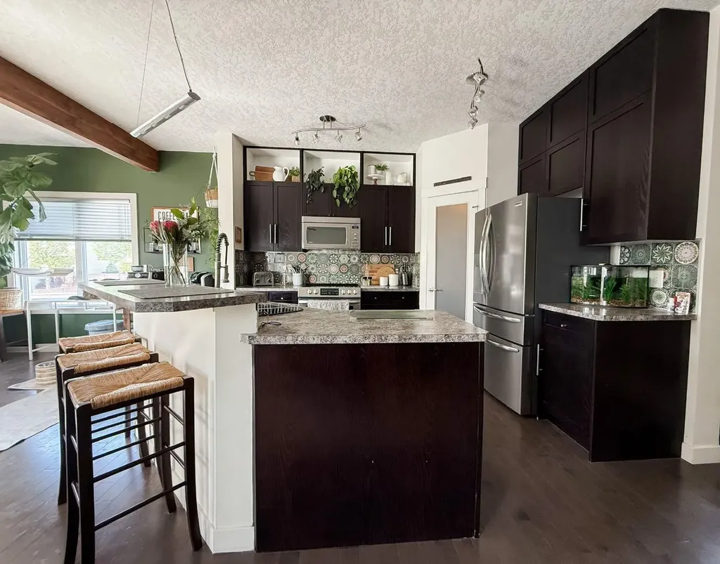 217 West Creek Circle Chestermere AB T1X 1R6