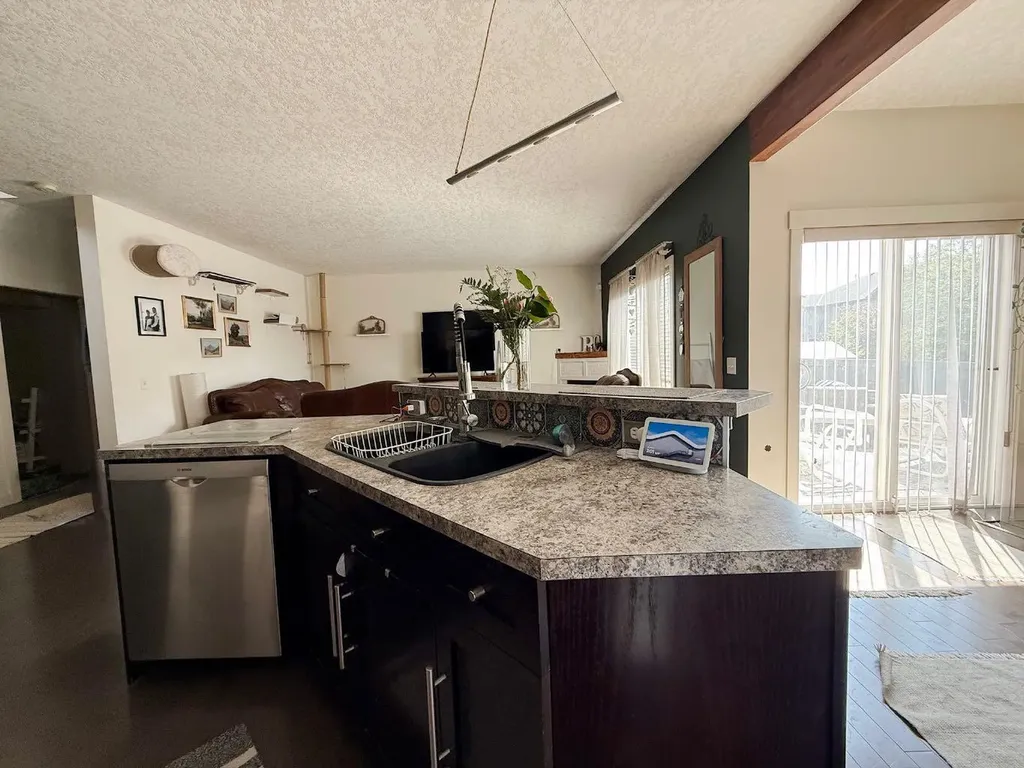 217 West Creek Circle Chestermere AB T1X 1R6
