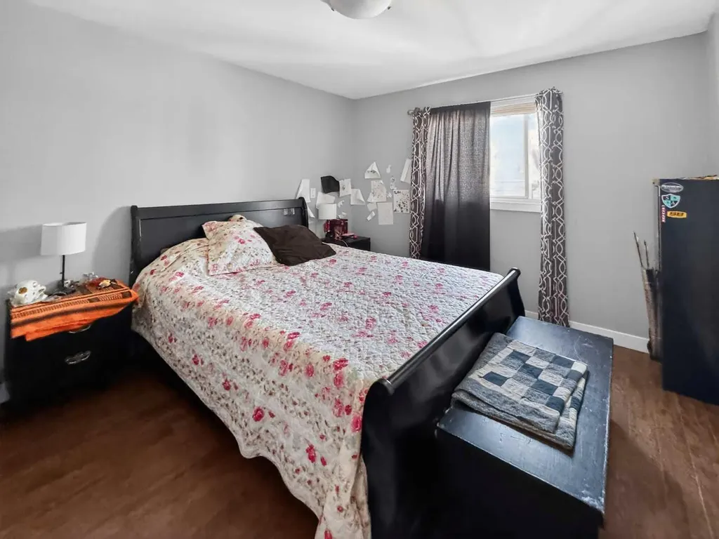 11212 75a Avenue Grande Prairie AB T8W 0G5