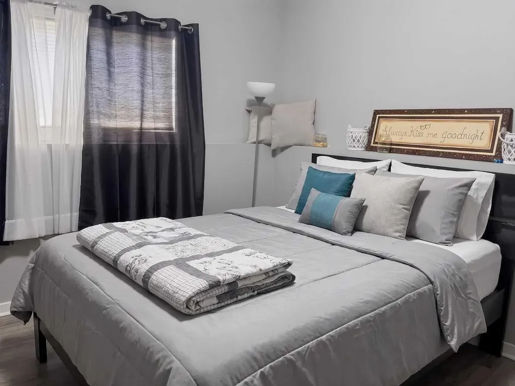 11212 75a Avenue Grande Prairie AB T8W 0G5